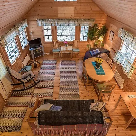 Holiday Katajainen *